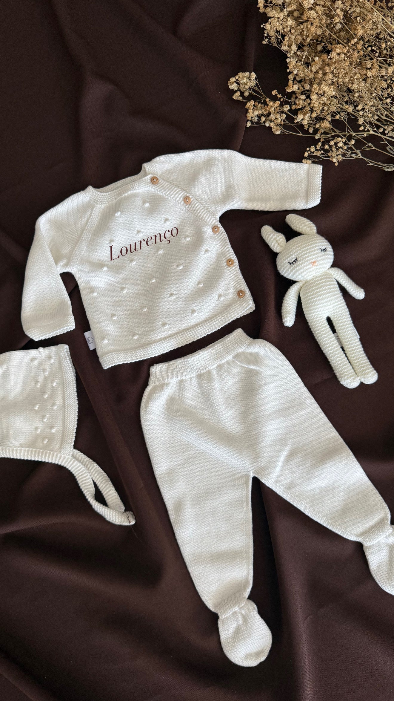 Conjunto casaco + gorro + calças